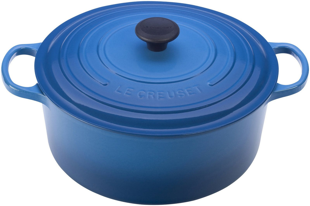 Le Creuset Signature 9-Quart Enameled Cast Iron Dutch Oven