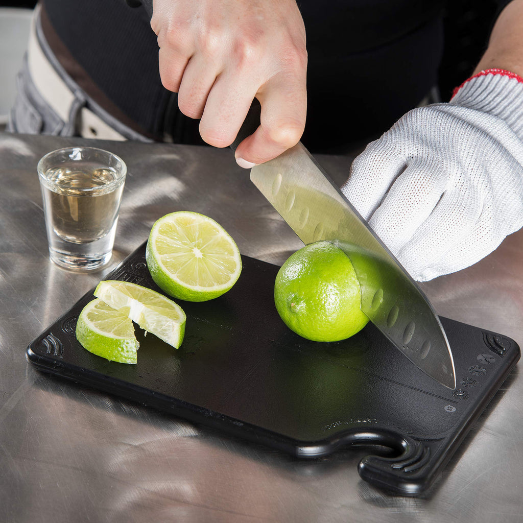 San Jamar Saf-T-Grip Plastic Cutting Board with Safety Hook, 6" x 9" x 0.375", Black